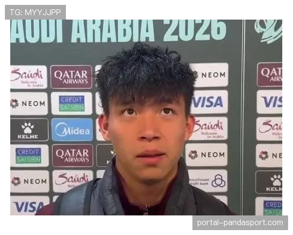 法兰克福门将桑托斯获全场最佳评分，拜仁防线暴露隐患